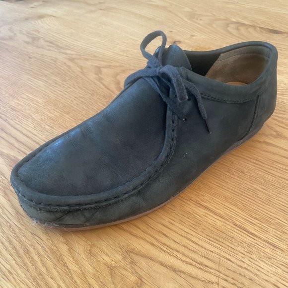 Clarks Other - Clarks Wallabee Run shoes in Black, 9.5M